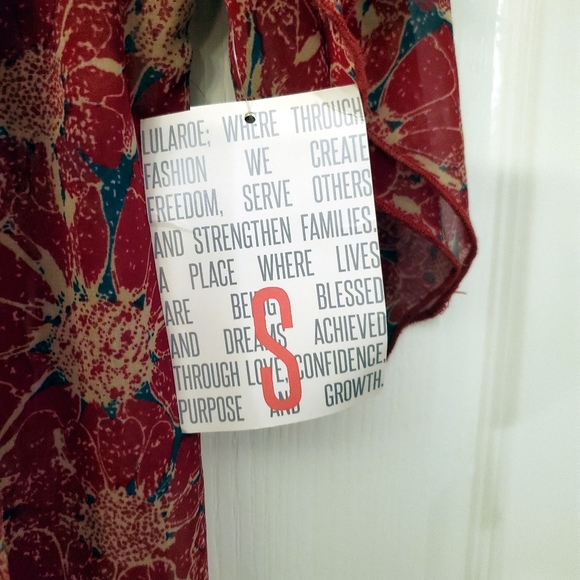 Lularoe Monroe S Maroon With Beige Flowers Black Fringe NWT - Picture 5 of 10